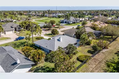 6115 Deer Run, Fort Myers, FL 33908 - Photo 3