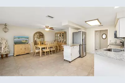 3804 SE 10th Pl, Cape Coral, FL 33904 - Photo 11