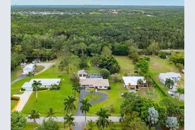 5272 Myrtle Ln, Naples, FL 34113 - Photo 31