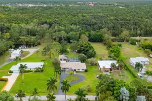 5272 Myrtle Ln, Naples, FL 34113 - Photo 31