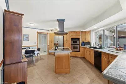 311 Henley Dr, Naples, FL 34104 - Photo 17