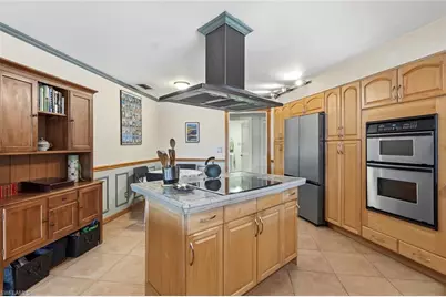 311 Henley Dr, Naples, FL 34104 - Photo 15