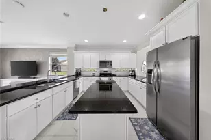 9730 Springlake Cir, Estero, FL 33928 - Photo 5