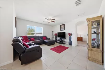 2006 SW 15th Ave, Cape Coral, FL 33991 - Photo 13