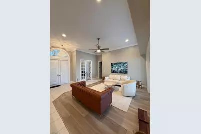 11723 Longshore Way E, Naples, FL 34119 - Photo 11