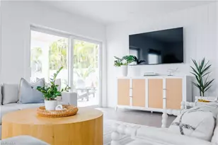 542 104th Ave N, Naples, FL 34108 - Photo 13