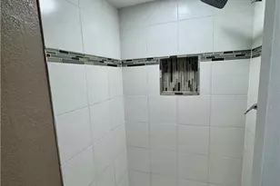 4603 Bayshore Dr, Naples, FL 34112 - Photo 9