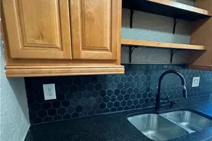 4603 Bayshore Dr, Naples, FL 34112 - Photo 5