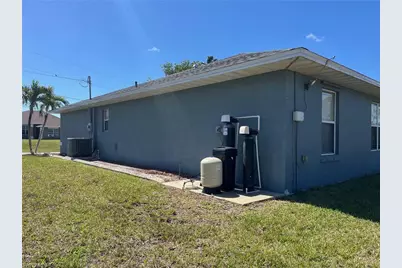 2653 NW 9th St, Cape Coral, FL 33993 - Photo 23
