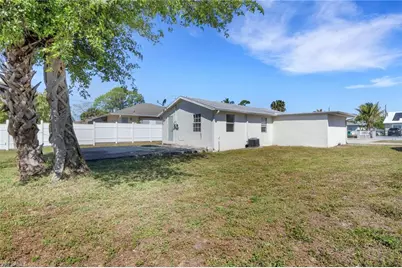 5326 Dixie Dr, Naples, FL 34113 - Photo 23