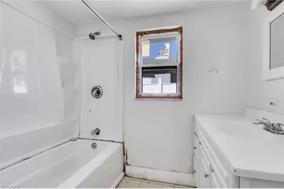 5326 Dixie Dr, Naples, FL 34113 - Photo 17