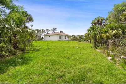 630 Loleta Ct, Lehigh Acres, FL 33972 - Photo 25