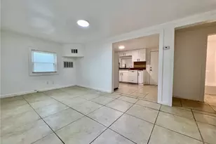 427 Capitol St, North Fort Myers, FL 33903 - Photo 5