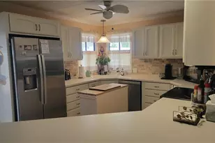 4712 Tahiti Dr, Bonita Springs, FL 34134 - Photo 7