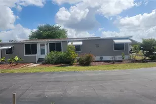 4712 Tahiti Dr, Bonita Springs, FL 34134 - Photo 5