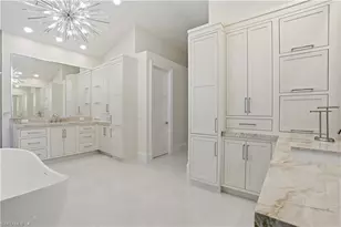328 Sedgwick Ct, Naples, FL 34108 - Photo 25