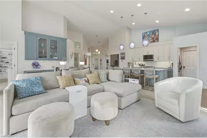 9515 Mariners Cove Ln, Fort Myers, FL 33919 - Photo 9