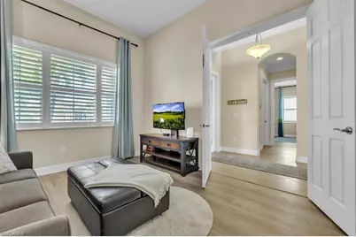 12617 Fairway Cove Ct, Fort Myers, FL 33905 - Photo 7