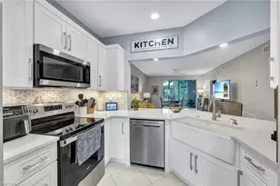 859 Tanbark Dr, Naples, FL 34108 - Photo 3