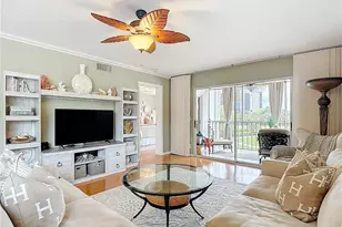 340 Horse Creek Dr, Naples, FL 34110 - Photo 7