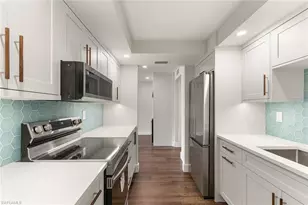 2850 Gulf Shore Blvd N, Naples, FL 34103 - Photo 9