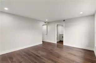 2850 Gulf Shore Blvd N, Naples, FL 34103 - Photo 17