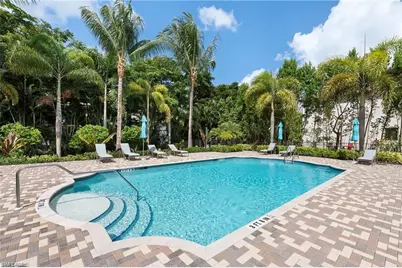 9045 Madrid Cir, Naples, FL 34104 - Photo 7