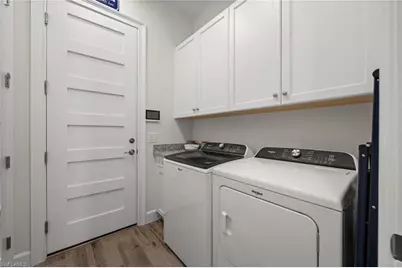 8821 Yucatan Ct, Naples, FL 34112 - Photo 37