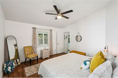 4439 Rosea Ct, Naples, FL 34104 - Photo 17