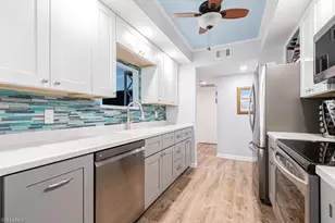 2132 Tama Cir, Naples, FL 34112 - Photo 11