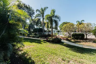 2132 Tama Cir #102, Naples, FL 34112 - Photo 31