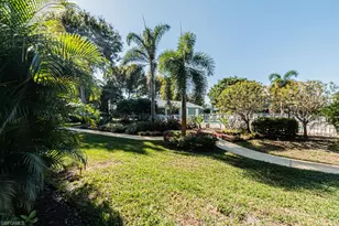 2132 Tama Cir, Naples, FL 34112 - Photo 31