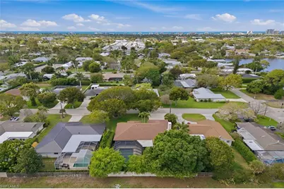 2752 14th St N, Naples, FL 34103 - Photo 25