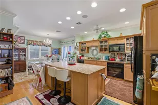 2752 14th St N, Naples, FL 34103 - Photo 7