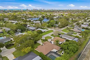 2752 14th St N, Naples, FL 34103 - Photo 3