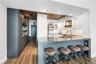 3000 Oasis Grand Blvd, Fort Myers, FL 33916 - Photo 5