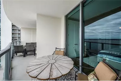 3000 Oasis Grand Blvd #1004, Fort Myers, FL 33916 - Photo 23