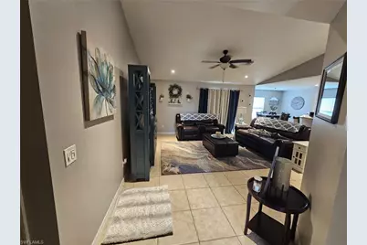 1206 SW Trafalgar Pkwy, Cape Coral, FL 33991 - Photo 9