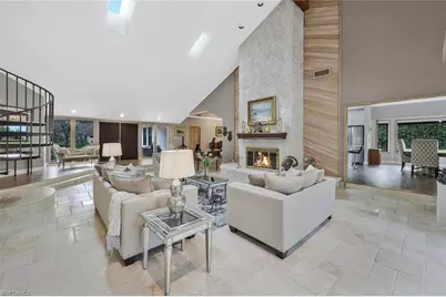 730 Bay Tree Ct, Naples, FL 34108 - Photo 5