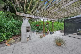 730 Bay Tree Ct, Naples, FL 34108 - Photo 37