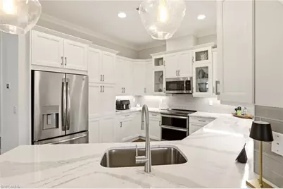 5962 Haiti Dr, Naples, FL 34113 - Photo 9