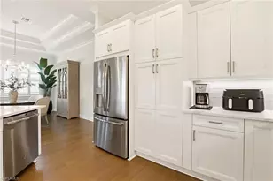 5962 Haiti Dr, Naples, FL 34113 - Photo 13