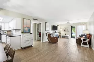 12491 McGregor Blvd, Fort Myers, FL 33919 - Photo 7