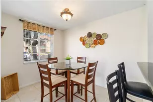 1265 Wildwood Lakes Blvd, Naples, FL 34104 - Photo 7