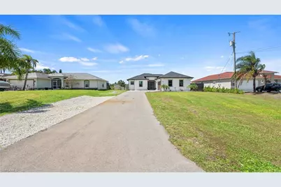 4571 22nd St NE, Naples, FL 34120 - Photo 3