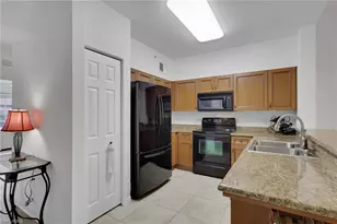 20140 Estero Gardens Cir, Estero, FL 33928 - Photo 5
