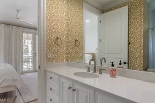 428 Rudder Rd, Naples, FL 34102 - Photo 43