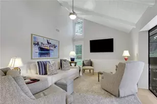 1325 Kings Way, Naples, FL 34104 - Photo 5