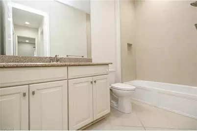 9122 Isla Bella Cir, Bonita Springs, FL 34135 - Photo 11