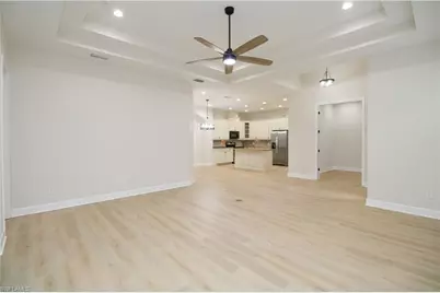 9122 Isla Bella Cir, Bonita Springs, FL 34135 - Photo 5